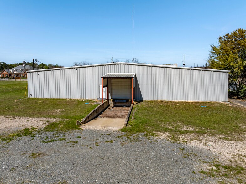 640 E Washington Ave, Ashburn, GA à vendre - Photo de l’immeuble – Image 2 sur 30