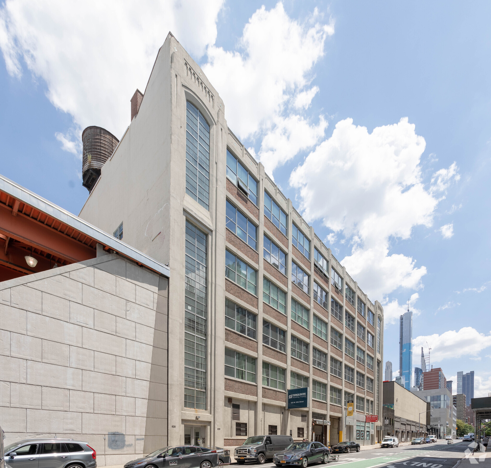 625 W 55th St, New York, NY à louer Photo de l’immeuble– Image 1 sur 4