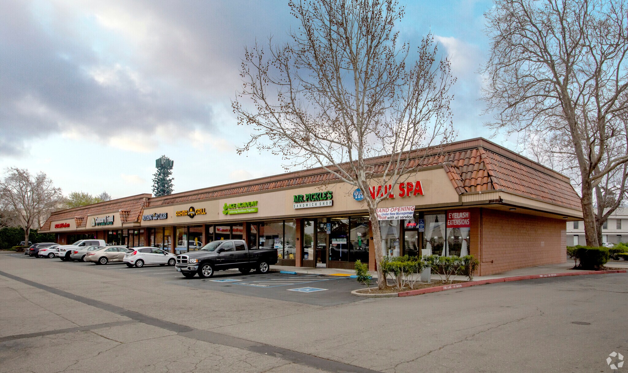7102-7114 Dublin Blvd, Dublin, CA à louer Photo principale– Image 1 sur 5