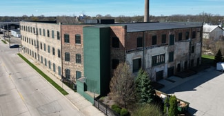 Plus de détails pour 42 S Brooke St, Fond Du Lac, WI - Industriel/Logistique à vendre