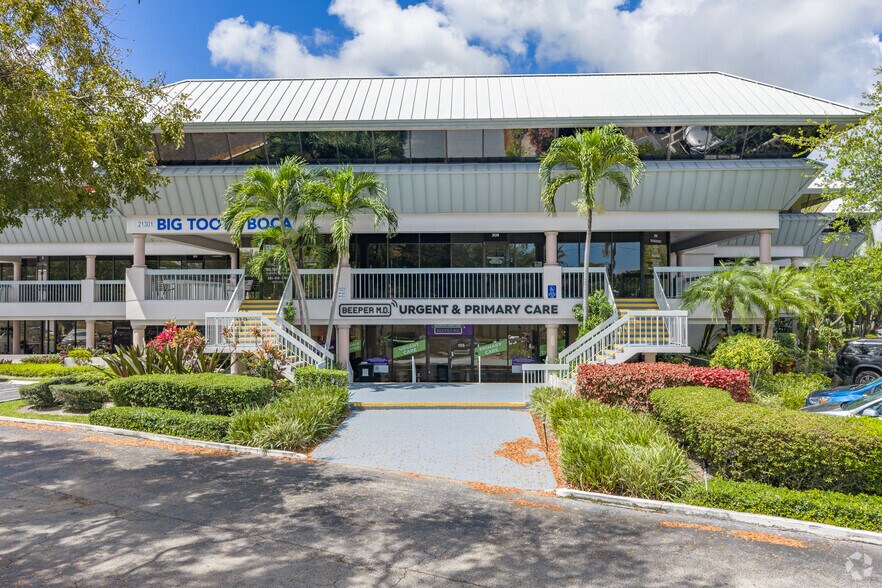21301 Powerline Rd, Boca Raton, FL à louer - Photo de l’immeuble – Image 3 sur 9