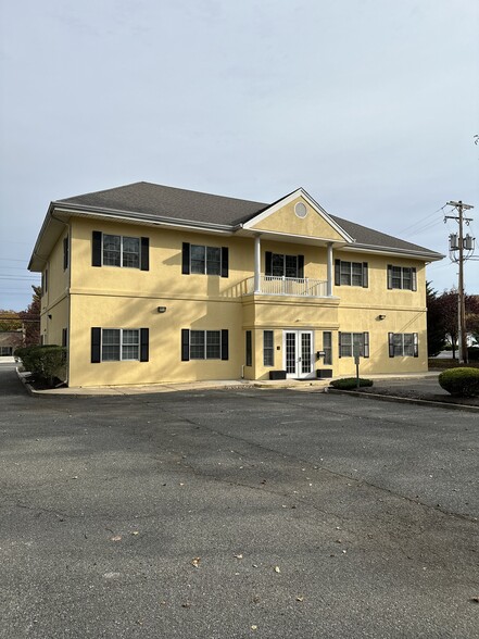 1008 State Route 35, Middletown, NJ à louer - Photo de l’immeuble – Image 3 sur 16