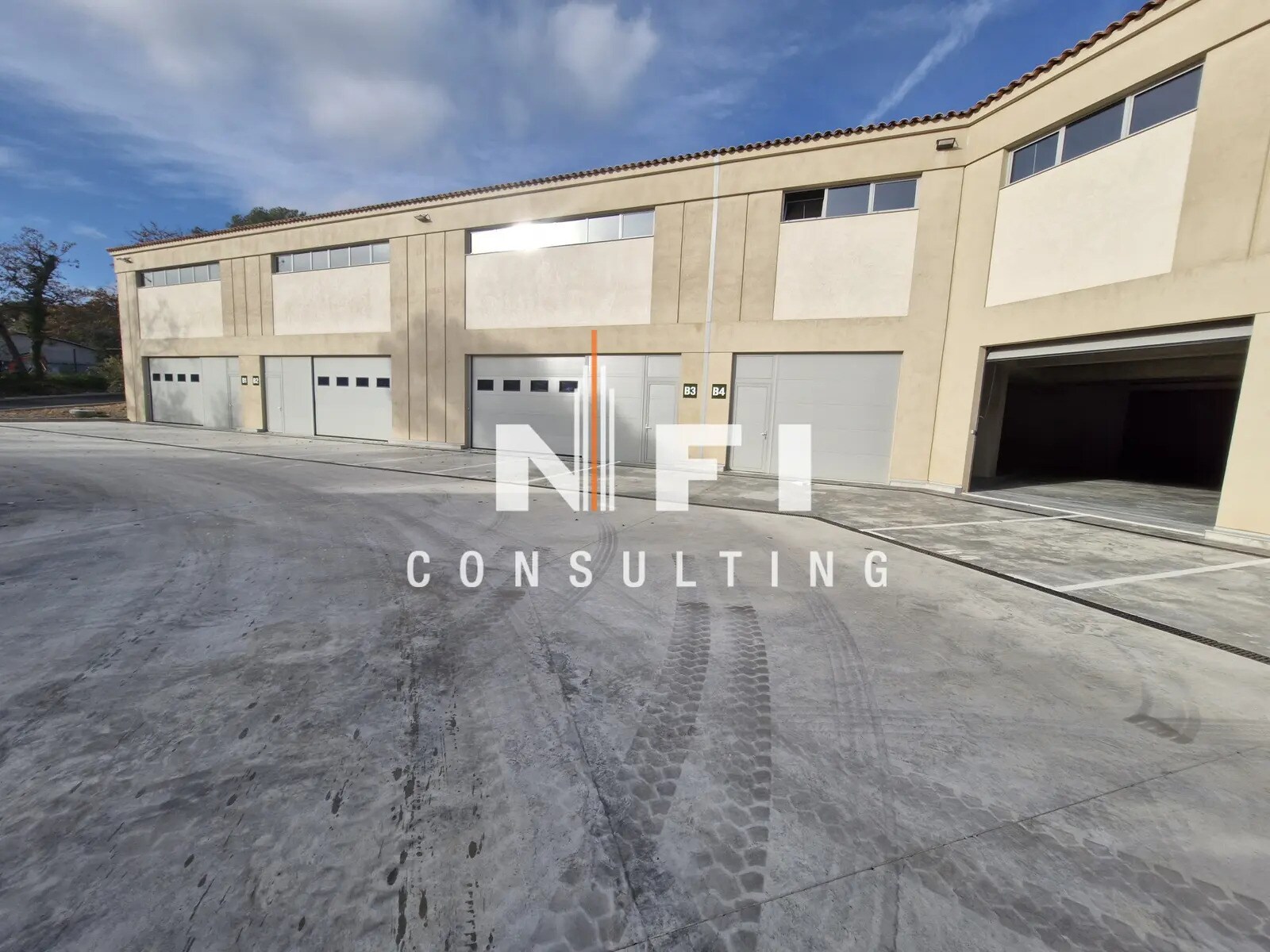 Local d’activités dans Valbonne à louer Photo de l’immeuble– Image 1 sur 4