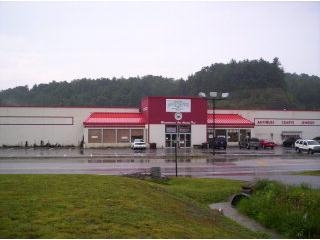 Plus de détails pour 231 Airport Rd, Beaver, WV - Local commercial à louer