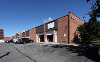 Plus de détails pour 330 N Stonestreet Ave, Rockville, MD - Industriel/Logistique à louer
