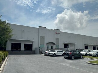Plus de détails pour 11200 NW 138th St, Medley, FL - Industriel/Logistique à louer