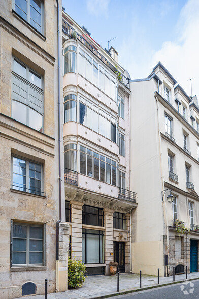 12 Rue Notre-Dame Des Victoires, Paris à louer - Photo principale – Image 1 sur 2