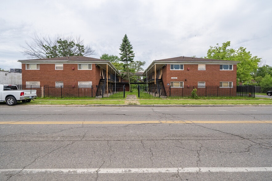 10235 Whittier St, Detroit, MI à vendre - Photo principale – Image 1 sur 4