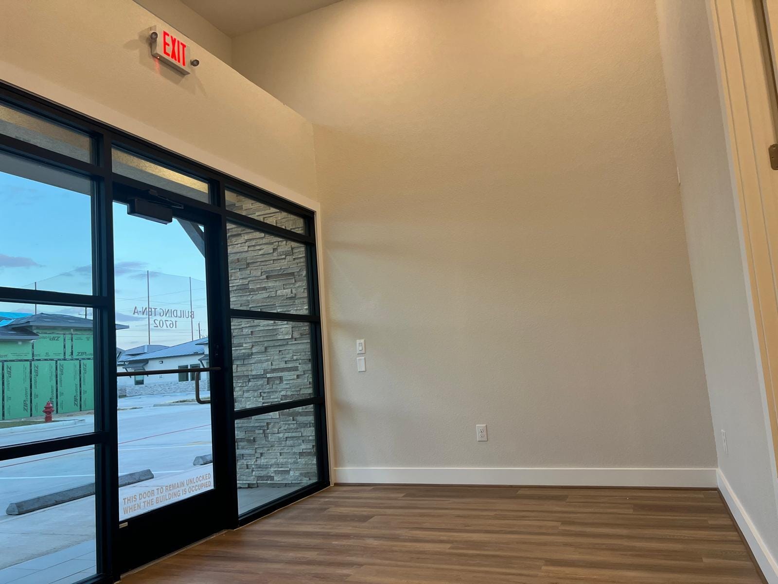 16702 House Hahl Rd, Cypress, TX à louer Photo intérieure– Image 1 sur 14