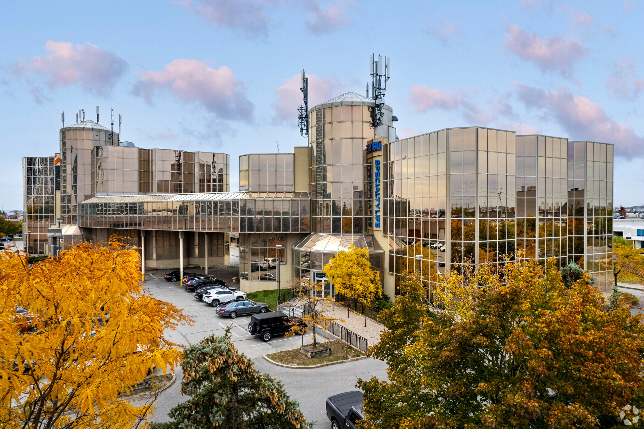 8000 Jane St, Vaughan, ON à louer Photo principale– Image 1 sur 5