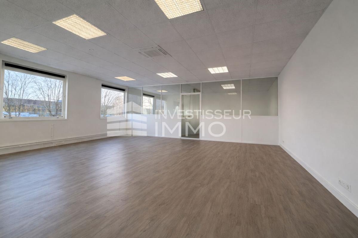 Bureau dans Lognes à louer Photo intérieure– Image 1 sur 13