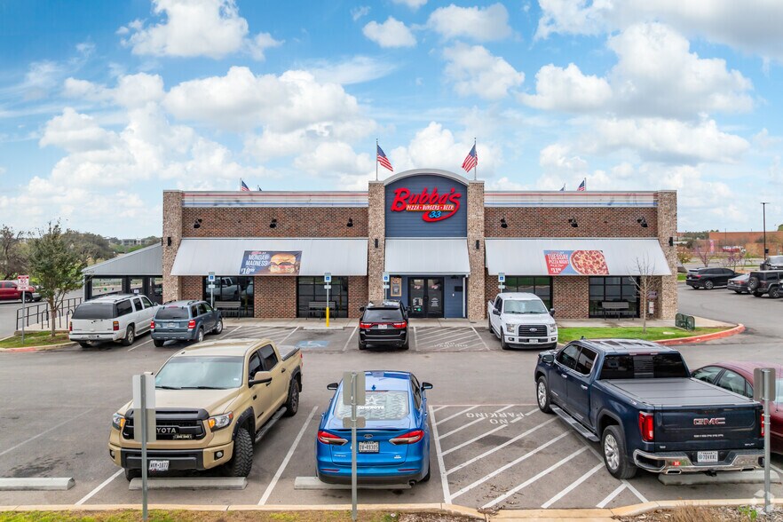 2638 Southeast Military Dr, San Antonio, TX à vendre - Photo de l’immeuble – Image 2 sur 19