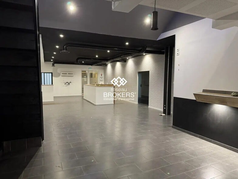 Local commercial dans Le Pontet à louer - Photo intérieure – Image 2 sur 4