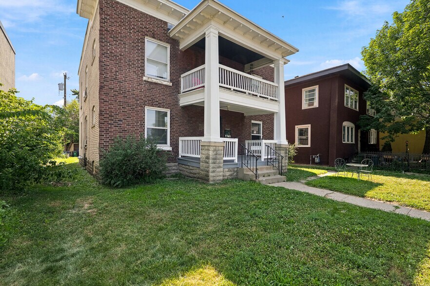 2641 Lyndale Ave S, Minneapolis, MN à vendre - Photo de l’immeuble – Image 3 sur 28