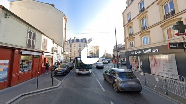 Plus de détails pour Local commercial à vendre