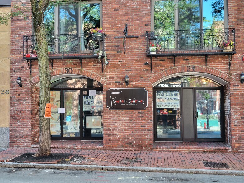 30 Central St, Lowell, MA à louer - Photo de l’immeuble – Image 2 sur 2