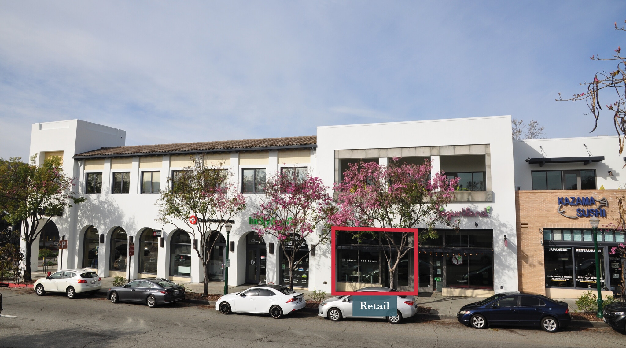 Indian Hill Blvd, Claremont, CA à louer Photo de l’immeuble– Image 1 sur 2