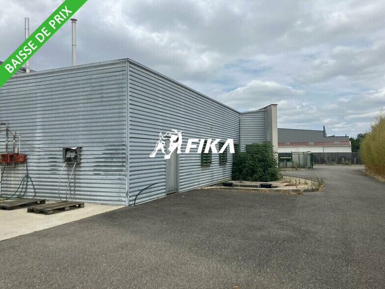 Local d'activités dans Fontenilles à vendre - Photo de l’immeuble – Image 1 sur 10