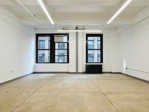 252 W 38th St, New York, NY à louer Photo intérieure– Image 2 sur 4