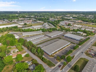 Plus de détails pour 101 Creek Ridge Rd, Greensboro, NC - Industriel/Logistique à louer