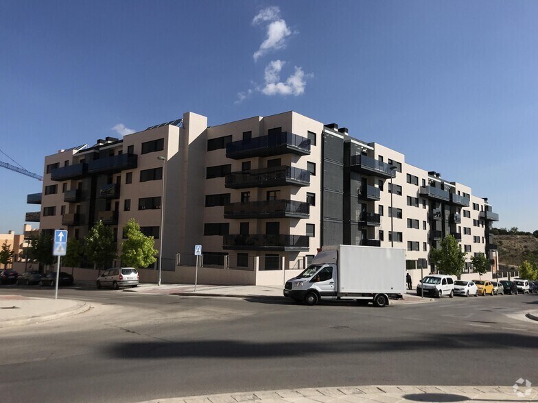 Local commercial dans Arganda del Rey, Madrid à louer - Photo de l’immeuble – Image 2 sur 2