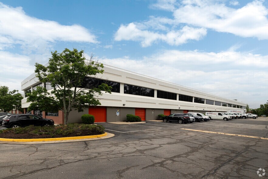 7426-7432 Alban Station Blvd, Springfield, VA à louer - Photo de l’immeuble – Image 3 sur 9