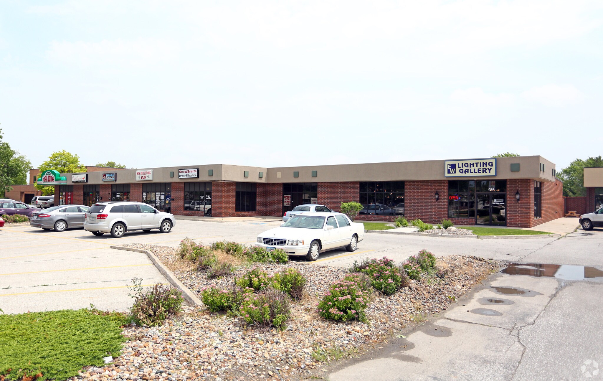 733-761 N Ankeny Blvd, Ankeny, IA à louer Photo principale– Image 1 sur 7