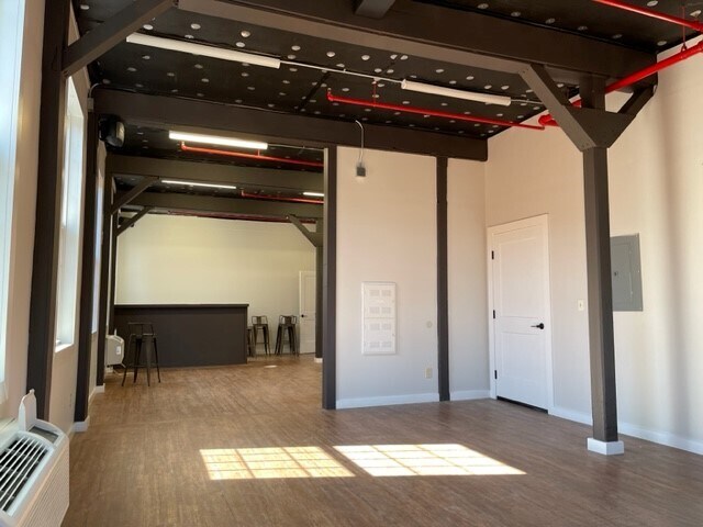 372 Central Ave, Pawtucket, RI à louer Photo intérieure– Image 1 sur 4