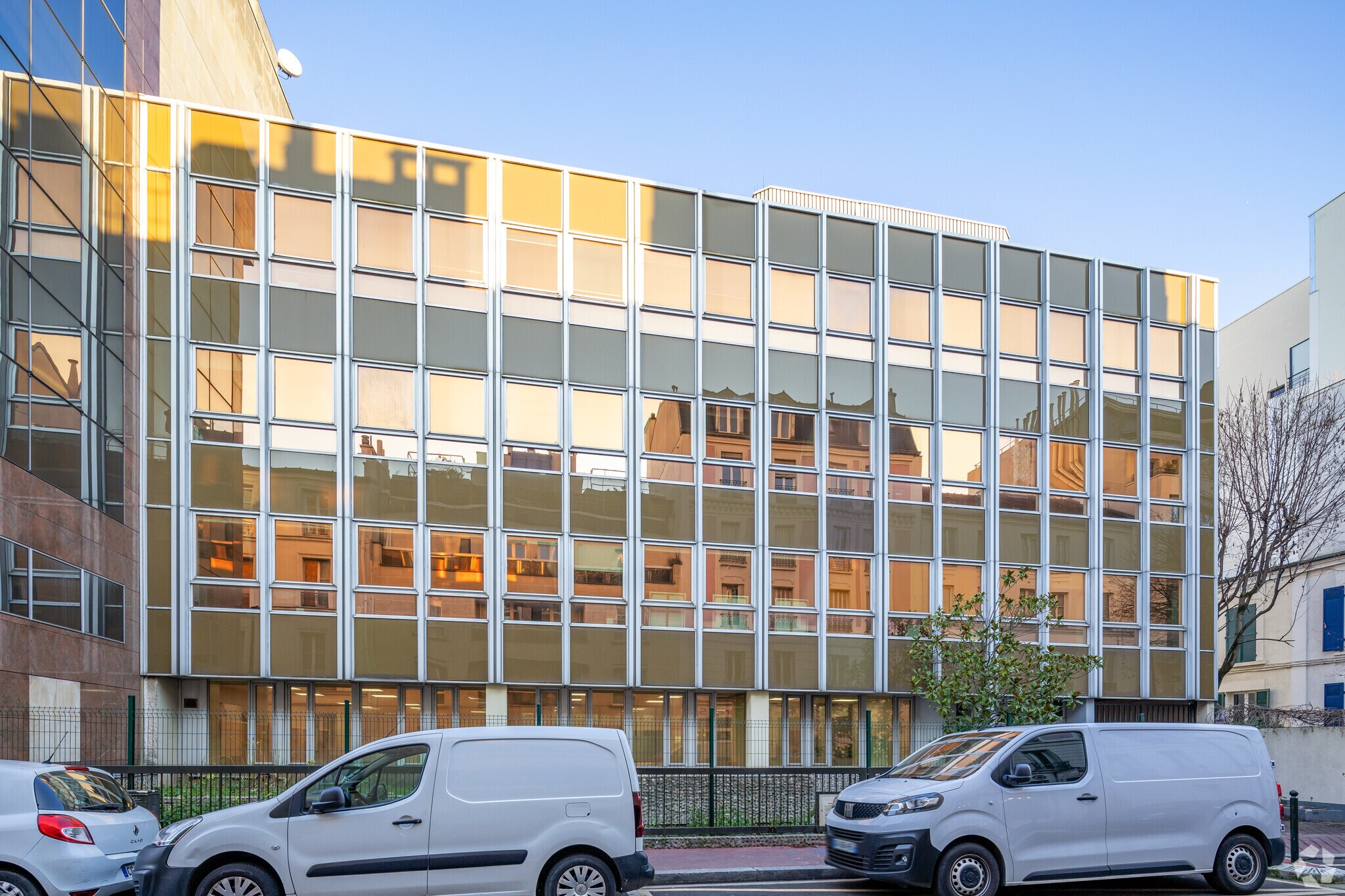 Bureau dans Levallois-Perret à louer Photo principale– Image 1 sur 3