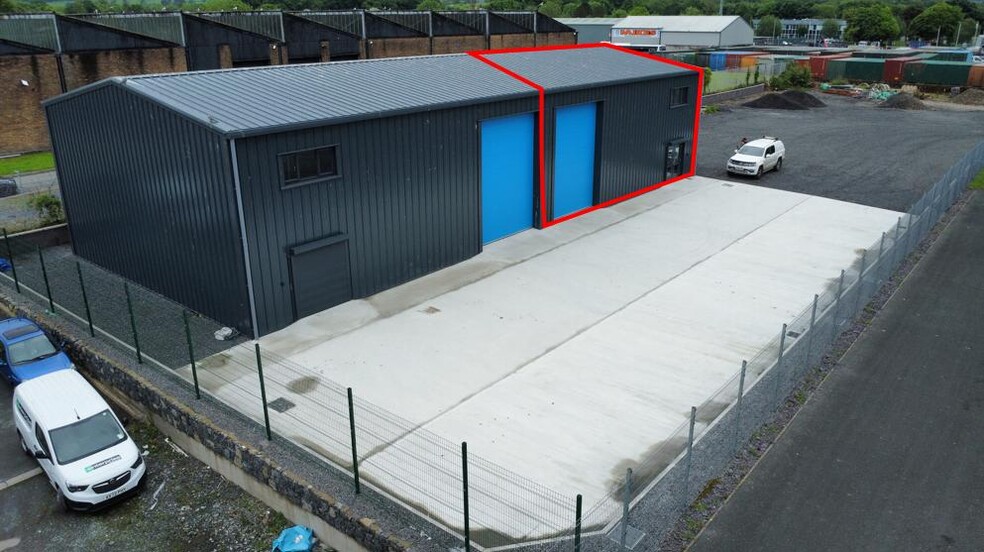 Llandygai Industrial Estate, Llandygai à louer - Photo de l’immeuble – Image 2 sur 2