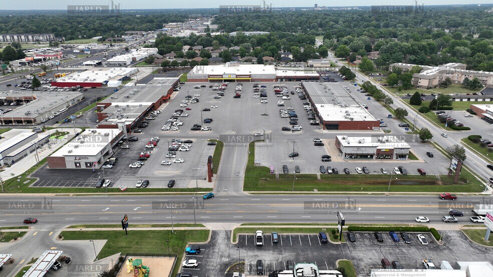 303-321 E Battlefield St, Springfield, MO à louer - Photo de l’immeuble – Image 1 sur 14