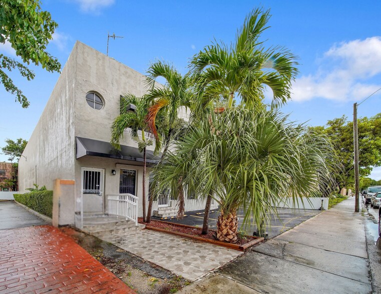 25 E 4th St, Hialeah, FL à louer - Photo de l’immeuble – Image 3 sur 9