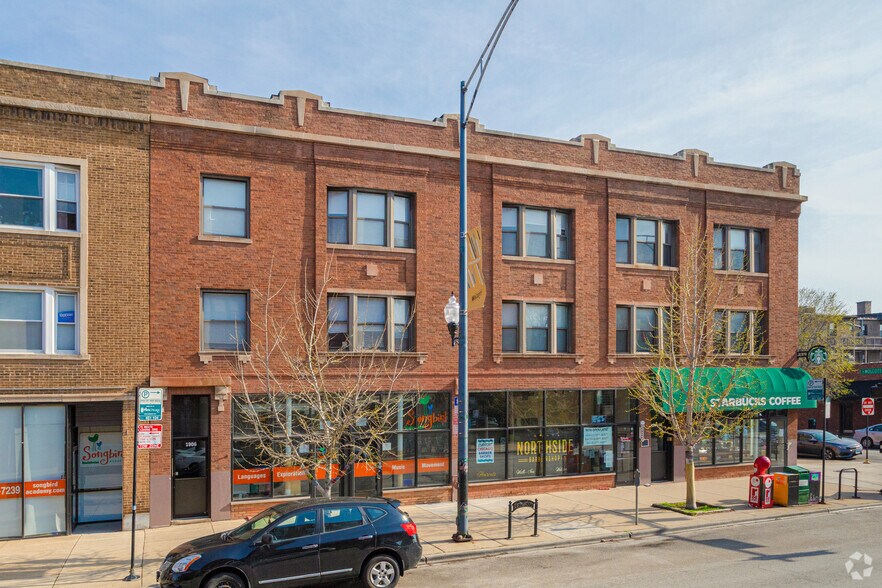 1900-1906 W Montrose Ave, Chicago, IL à louer - Photo de l’immeuble – Image 2 sur 3