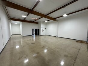 4060 N Palm St, Fullerton, CA à louer Photo intérieure– Image 1 sur 9