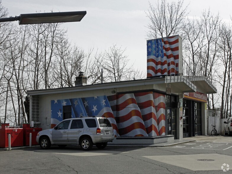 1820 Richmond Rd, Staten Island, NY à vendre - Photo de l’immeuble – Image 2 sur 2