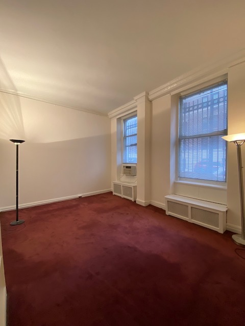 1155 Park Ave, New York, NY 10128 - Lot 1C -  - Photo intérieure - Image 1 of 4