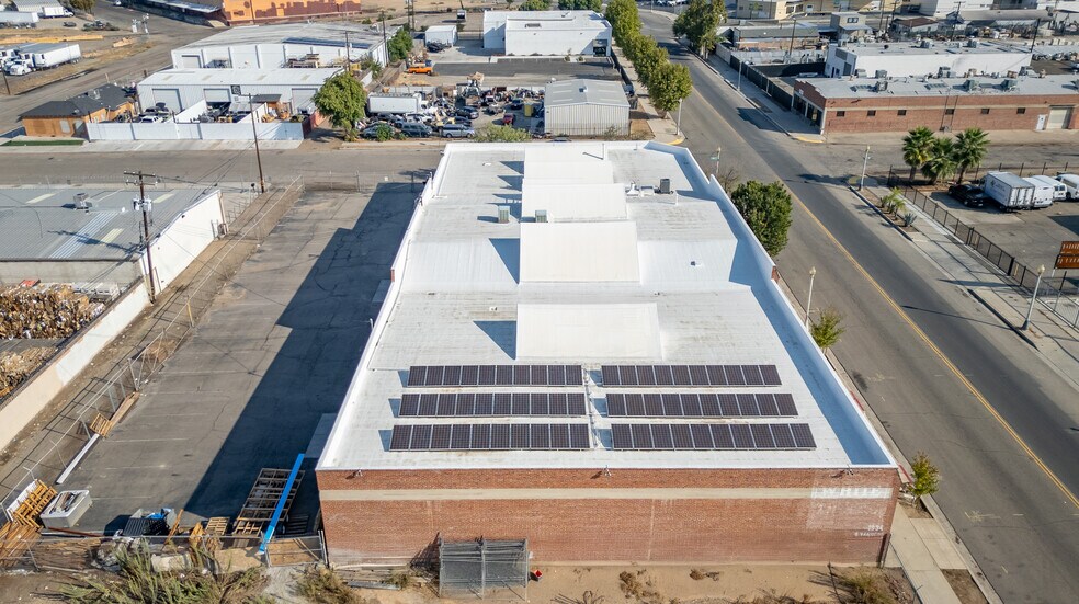 1900 S Van Ness Ave, Fresno, CA à vendre - Photo de l’immeuble – Image 3 sur 8