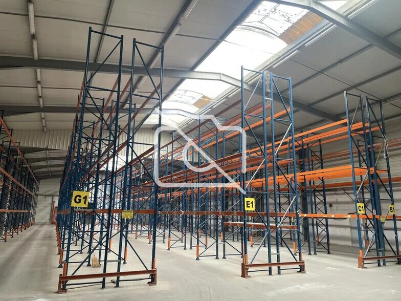 Industriel/Logistique dans Le Thillay à louer - Photo de l’immeuble – Image 1 sur 12