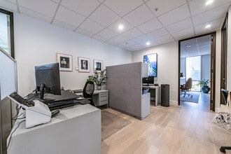 11661 W San Vicente Blvd, Los Angeles, CA à louer Photo intérieure– Image 2 sur 9