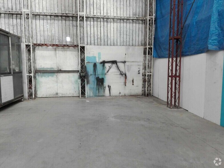Industriel/Logistique dans Mejorada del Campo, Madrid à vendre - Photo de l’immeuble – Image 3 sur 5