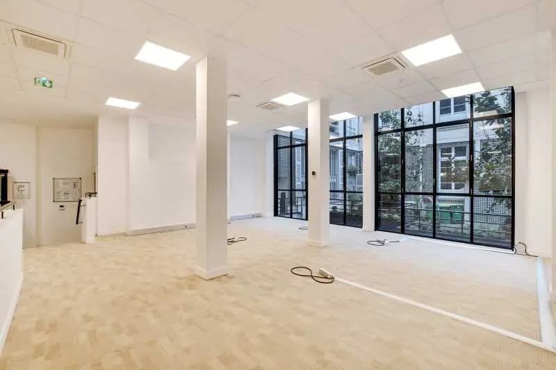 Bureau dans Paris à louer - Photo de l’immeuble – Image 3 sur 8