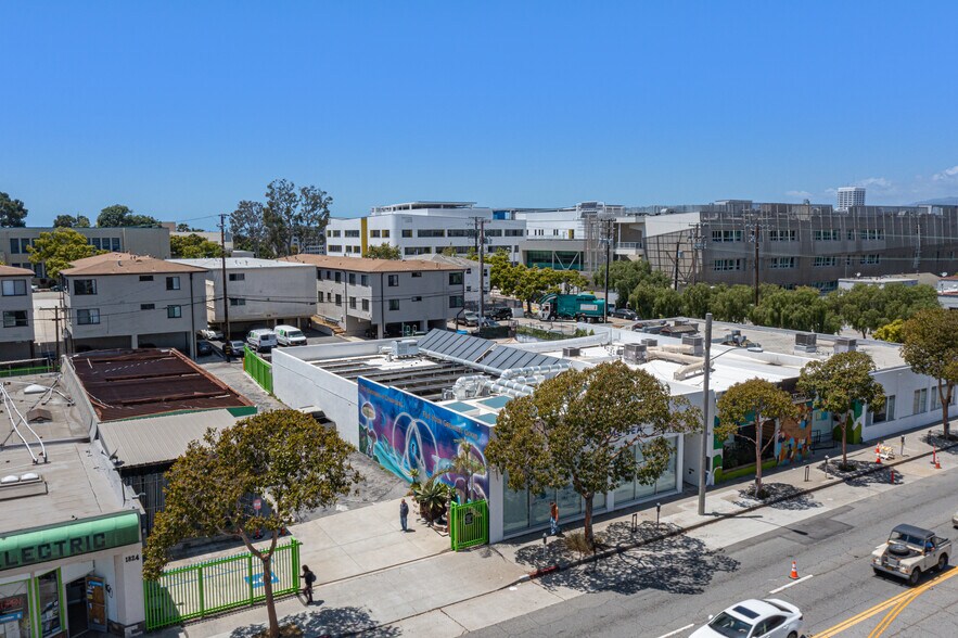 1812 Lincoln Blvd, Santa Monica, CA à louer - Photo de l’immeuble – Image 3 sur 13