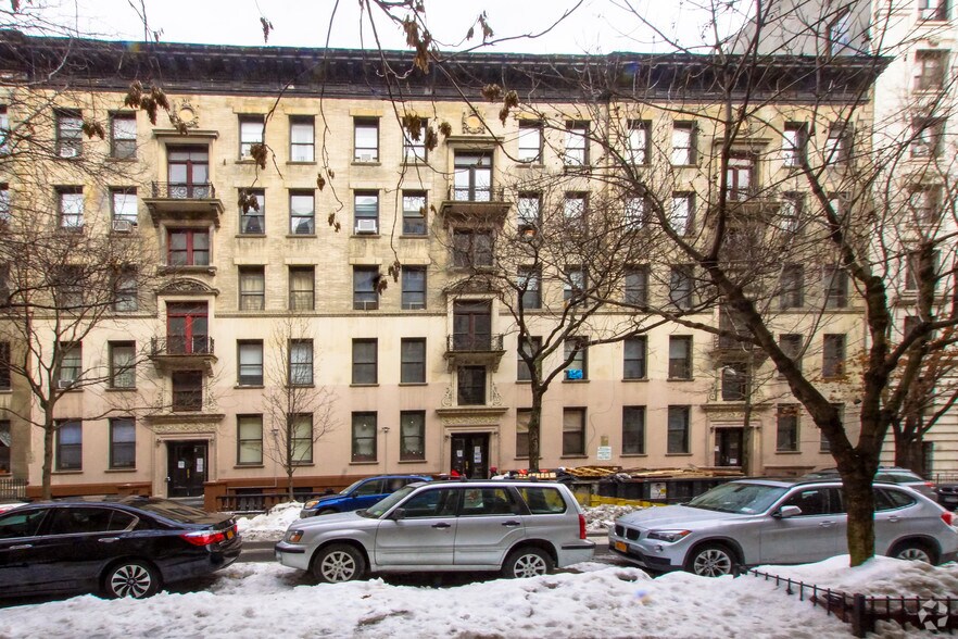 207 W 107th St, New York, NY à vendre - Photo de l’immeuble – Image 2 sur 6