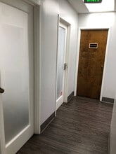 4910 Van Nuys Blvd, Sherman Oaks, CA à louer Photo intérieure– Image 1 sur 8