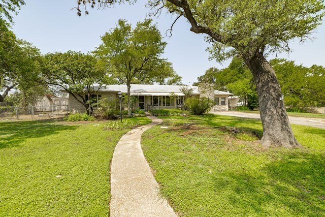 508 N Lee St, Round Rock, TX à vendre - Photo de l’immeuble – Image 1 sur 30