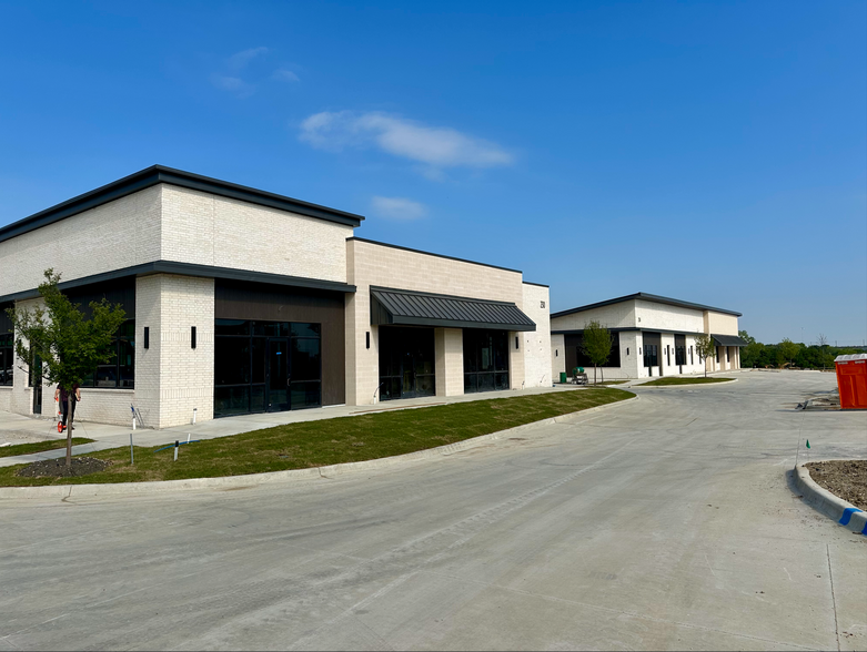 200 W John W Carpenter Fwy, Irving, TX à vendre - Photo de l’immeuble – Image 2 sur 6