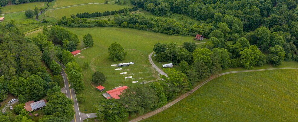 13431 New Highway 68, Tellico Plains, TN à vendre - Photo de l’immeuble – Image 2 sur 67