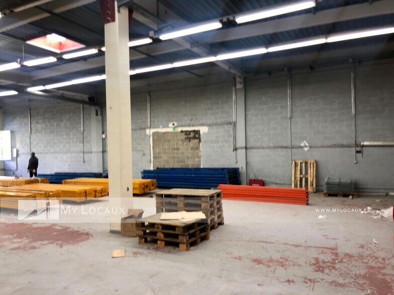Local d’activités dans Aubervilliers à louer - Photo de l’immeuble – Image 2 sur 6