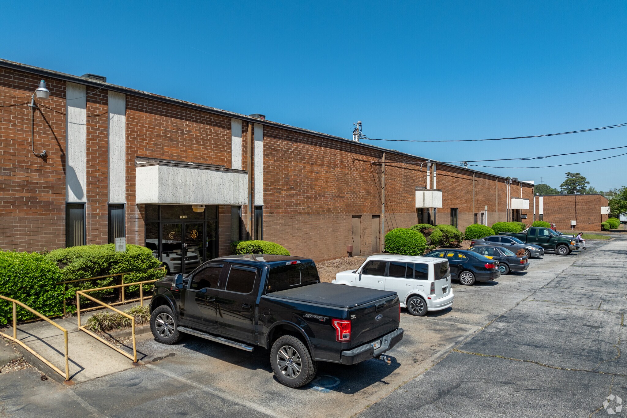 1416-1424 Kelton Dr, Stone Mountain, GA à louer Photo de l’immeuble– Image 1 sur 6