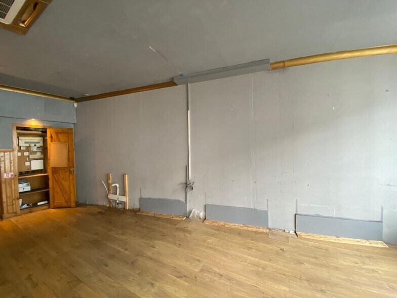 10 Edinburgh Rd, South Queensferry à louer - Photo de l’immeuble – Image 3 sur 14